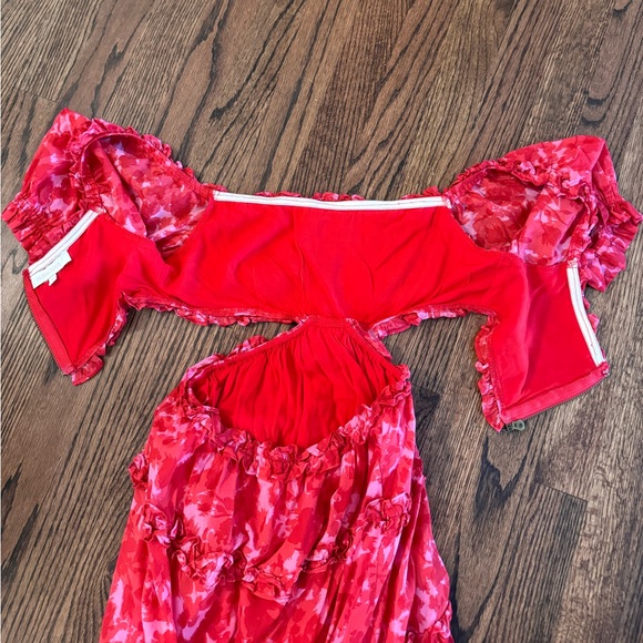 Super cute red and pink cutout dress - Picture 8 of 12